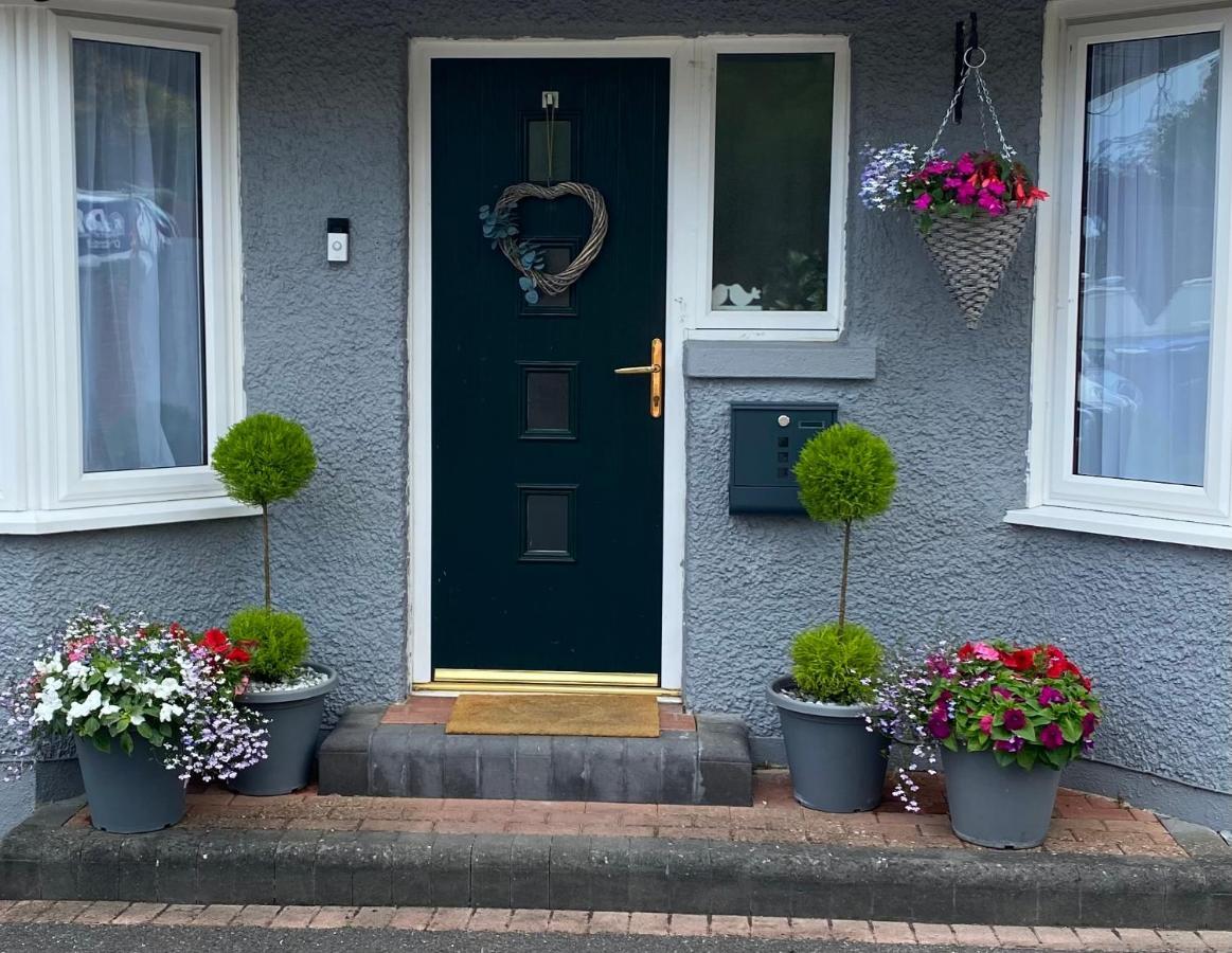 The Lily Pad Near Poole Dorset Self Contained Private Entrance And Free Parking Corfe Mullen Exterior foto